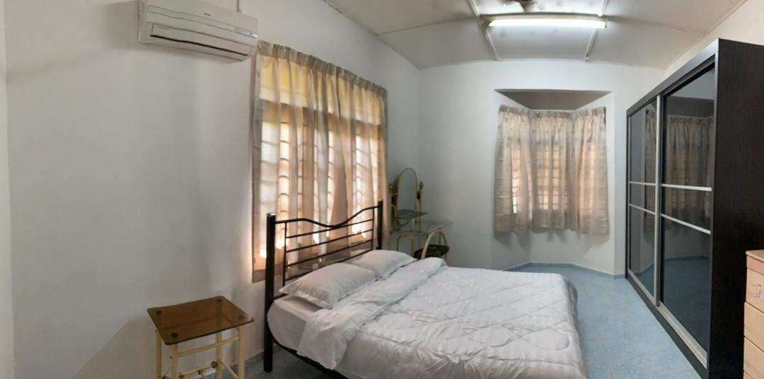 Villa Ctzee Malacca Eksteriør bilde
